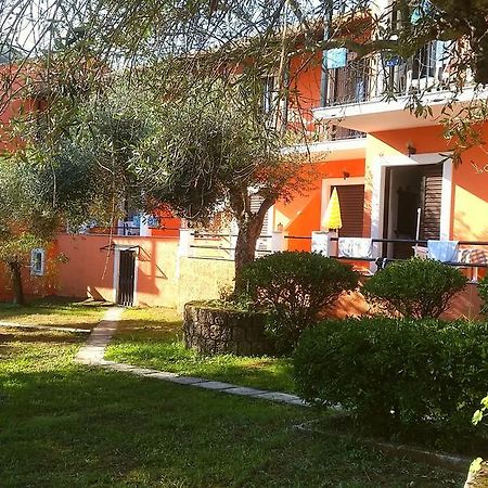 Sofia Apartments Mpoukaris Eksteriør bilde